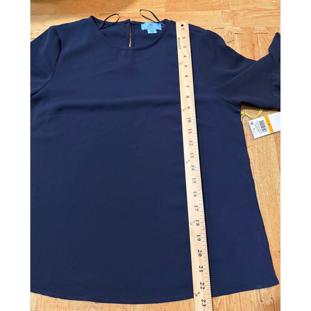 CeCe Navy Blue Flutter Sleeve Crepe Blouse Top Small NWT